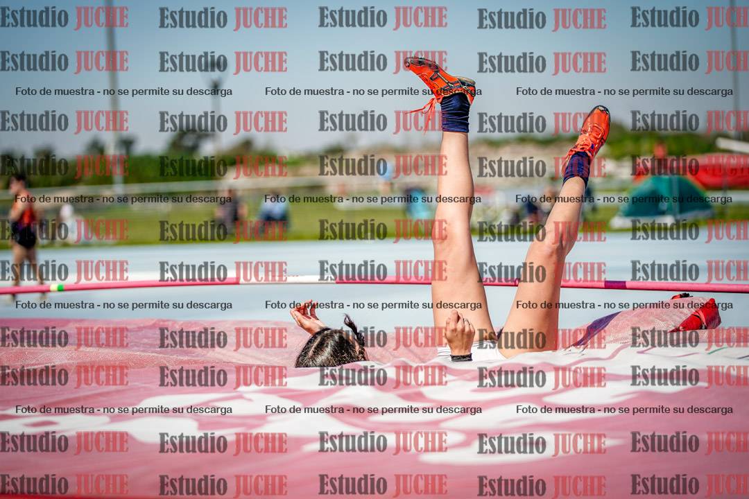 Fotos del salto en alto de mujeres