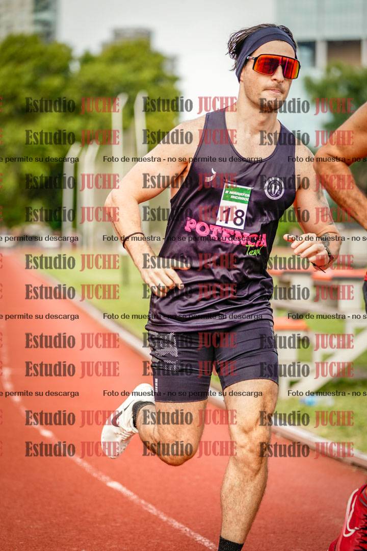 Fotos de los 3000 m llanos de varones