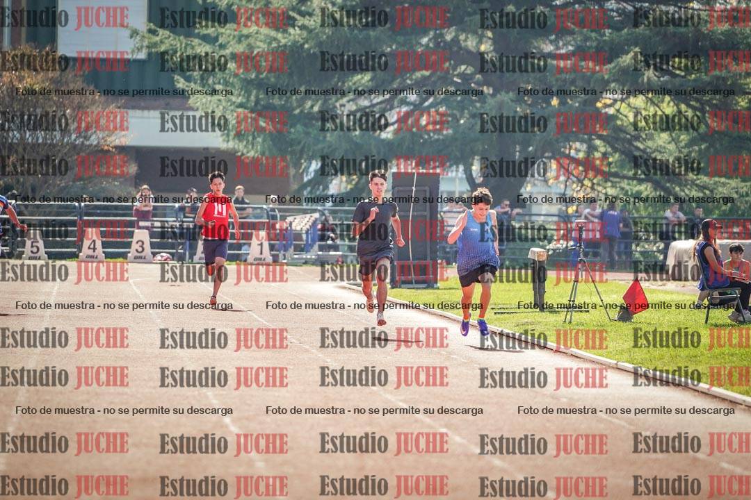 Fotos de los 200 m llanos de varones
