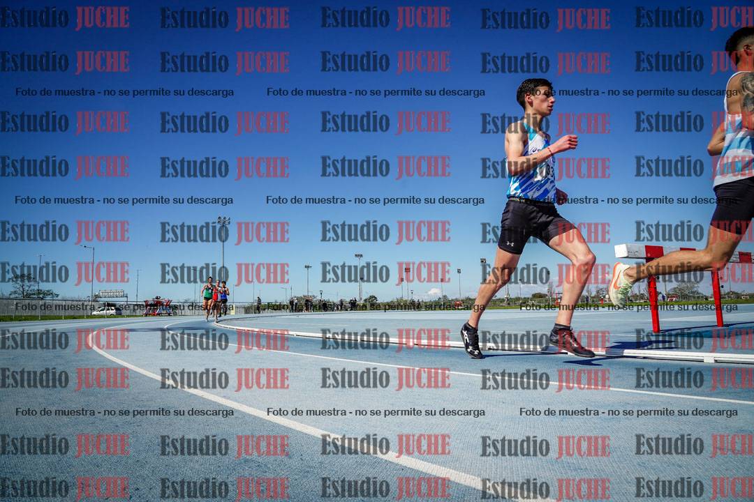 Fotos de los 5000 m llanos de mujeres y varones