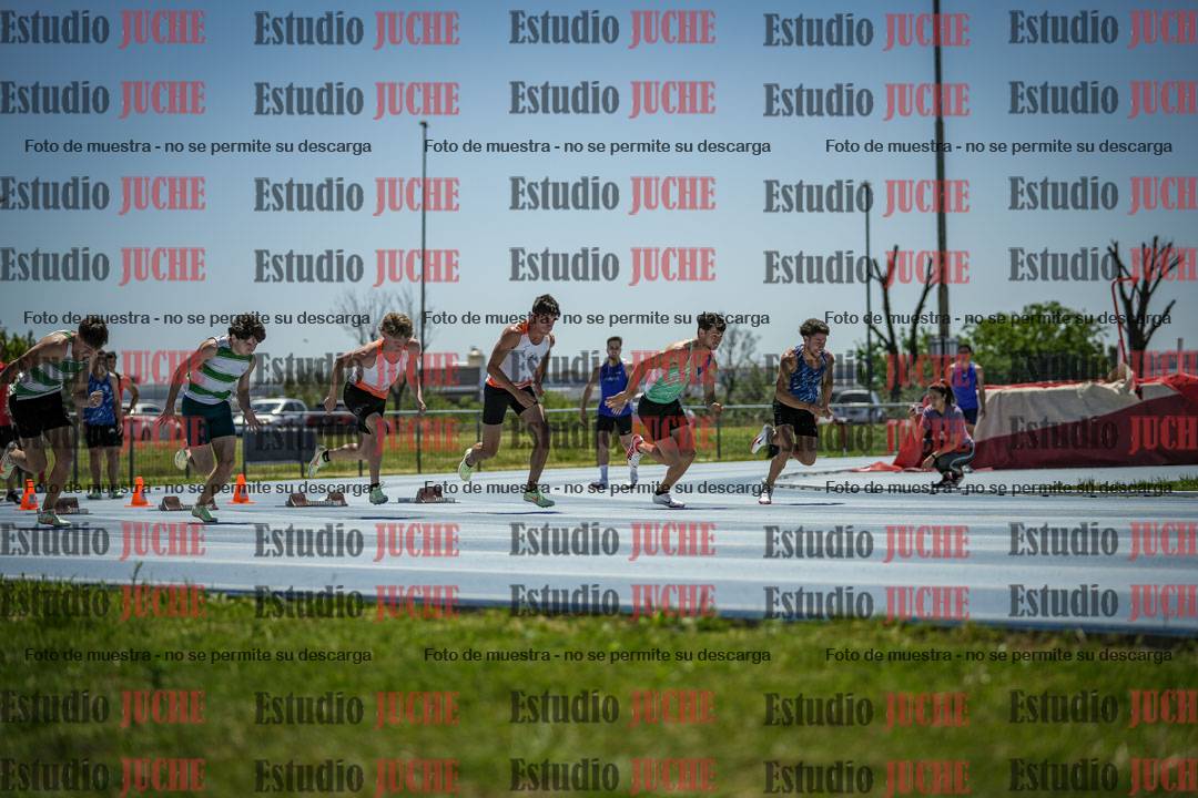 Fotos de los 100 m llanos de varones