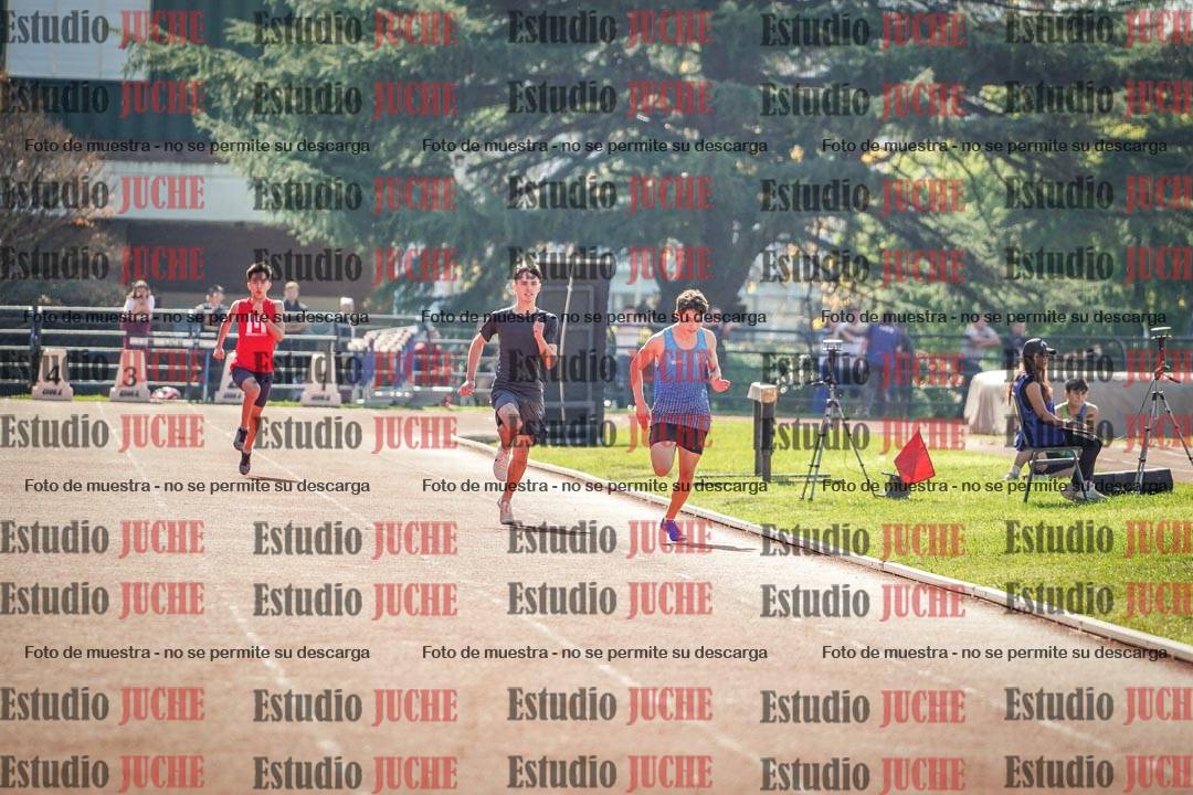 Fotos de los 200 m llanos de varones