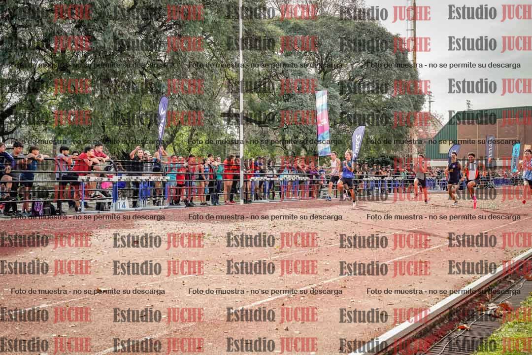 Fotos de los 100 m llanos de varones