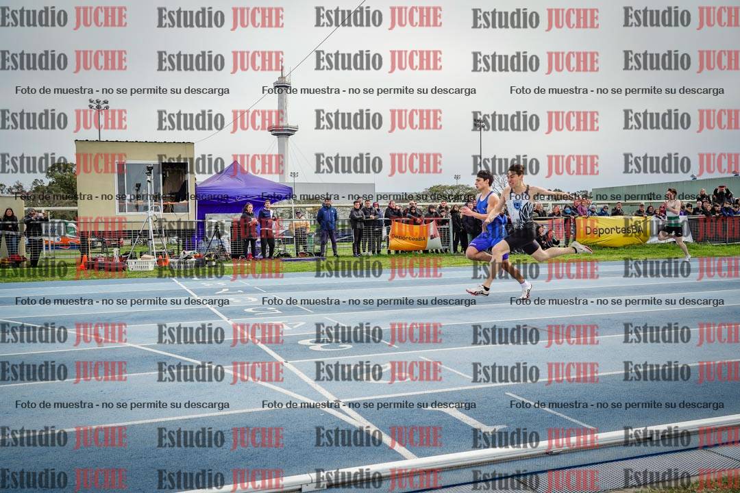 Fotos de los 100 m llanos de varones - U17 (FINAL)