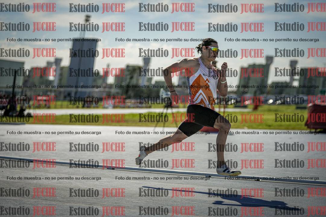 Fotos de los 400 m llanos de varones