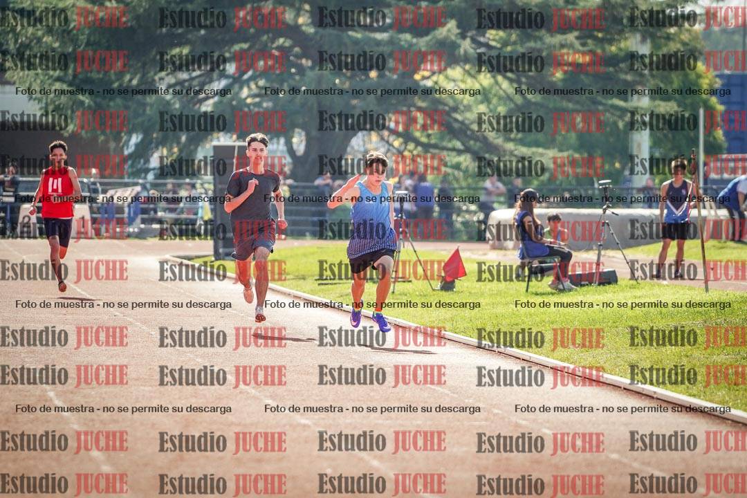 Fotos de los 200 m llanos de varones