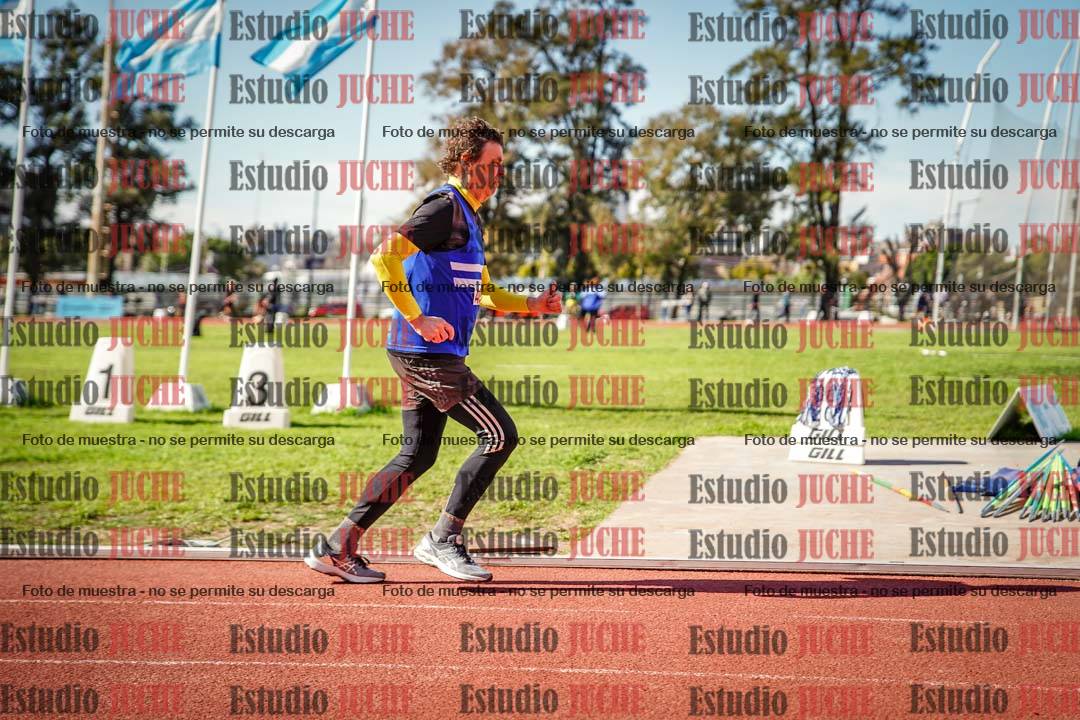 Fotos de los 800 m llanos de varones