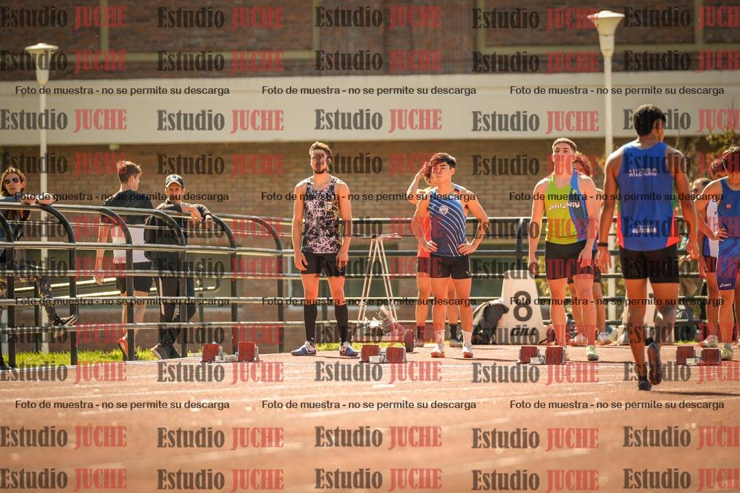 Fotos de los 100 m llanos de varones