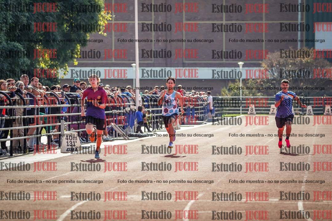 Fotos de los 200 m llanos de varones