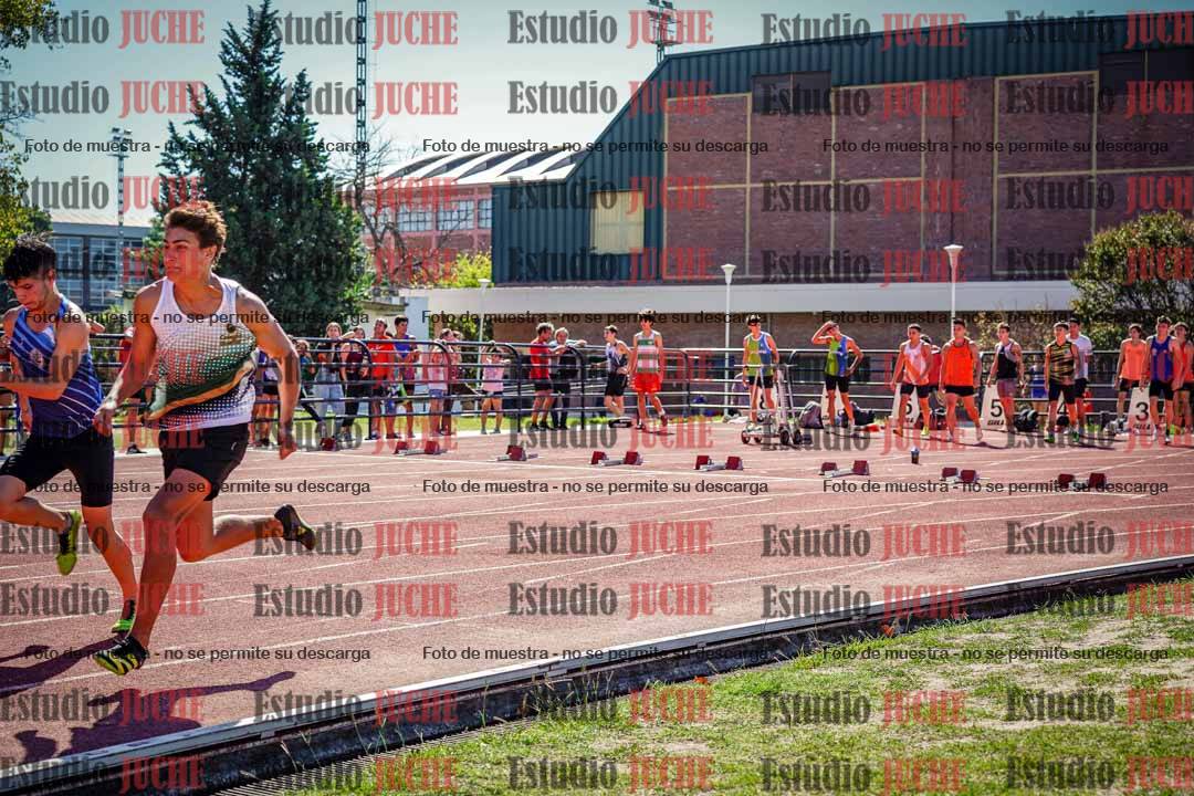 Fotos de los 100 m llanos de varones
