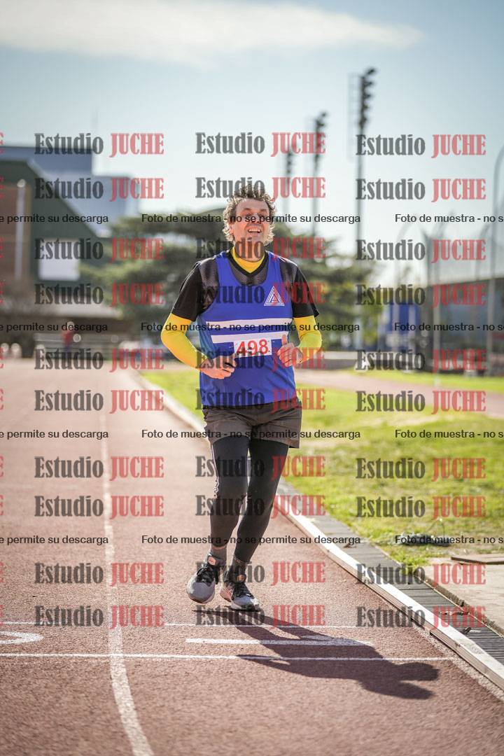 Fotos de los 800 m llanos de varones
