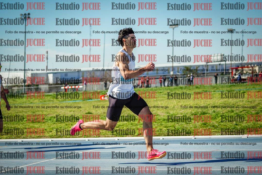 Fotos de los 400 m llanos de varones