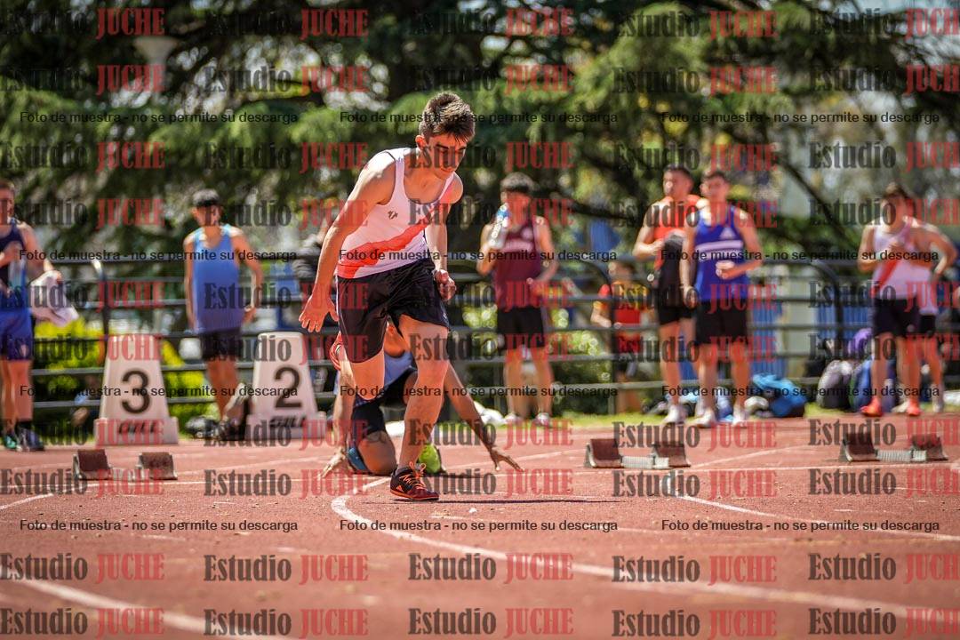 Fotos de los 100 m llanos de varones