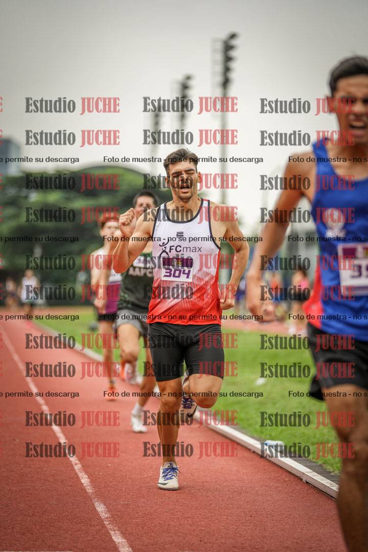 Fotos de los 800 m llanos de varones