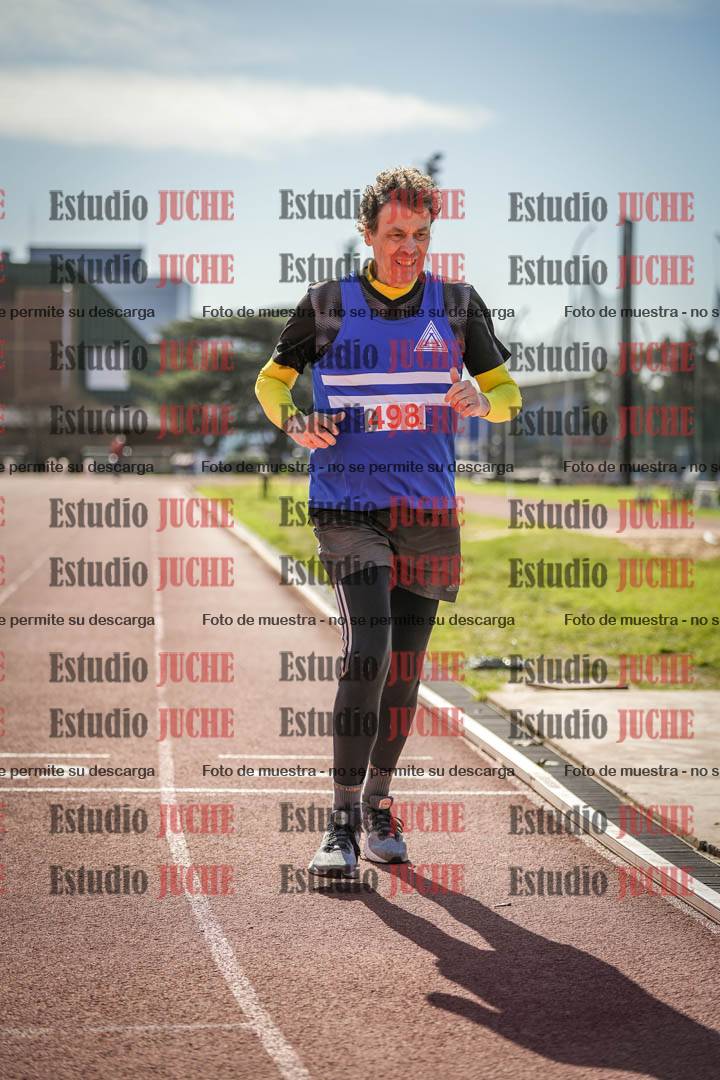 Fotos de los 800 m llanos de varones