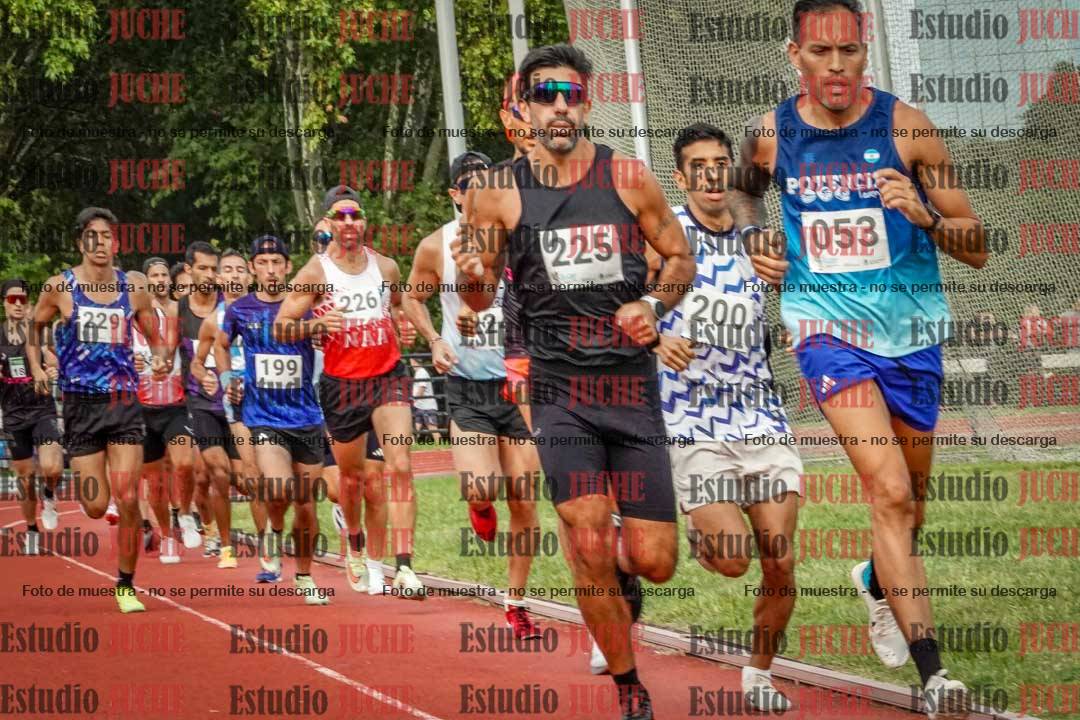 Fotos de los 3000 m llanos de varones