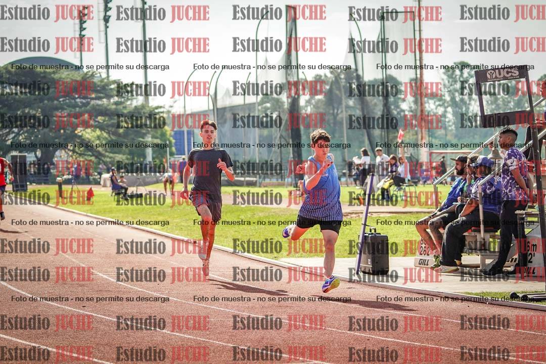 Fotos de los 200 m llanos de varones