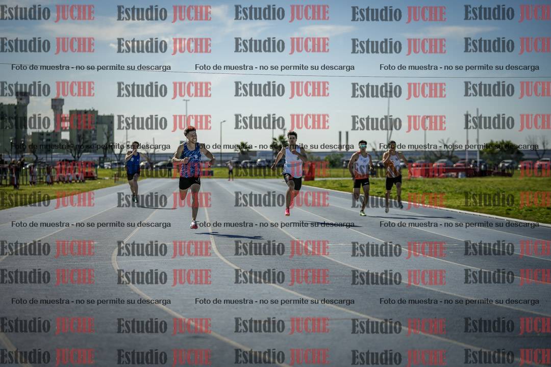 Fotos de los 400 m llanos de varones
