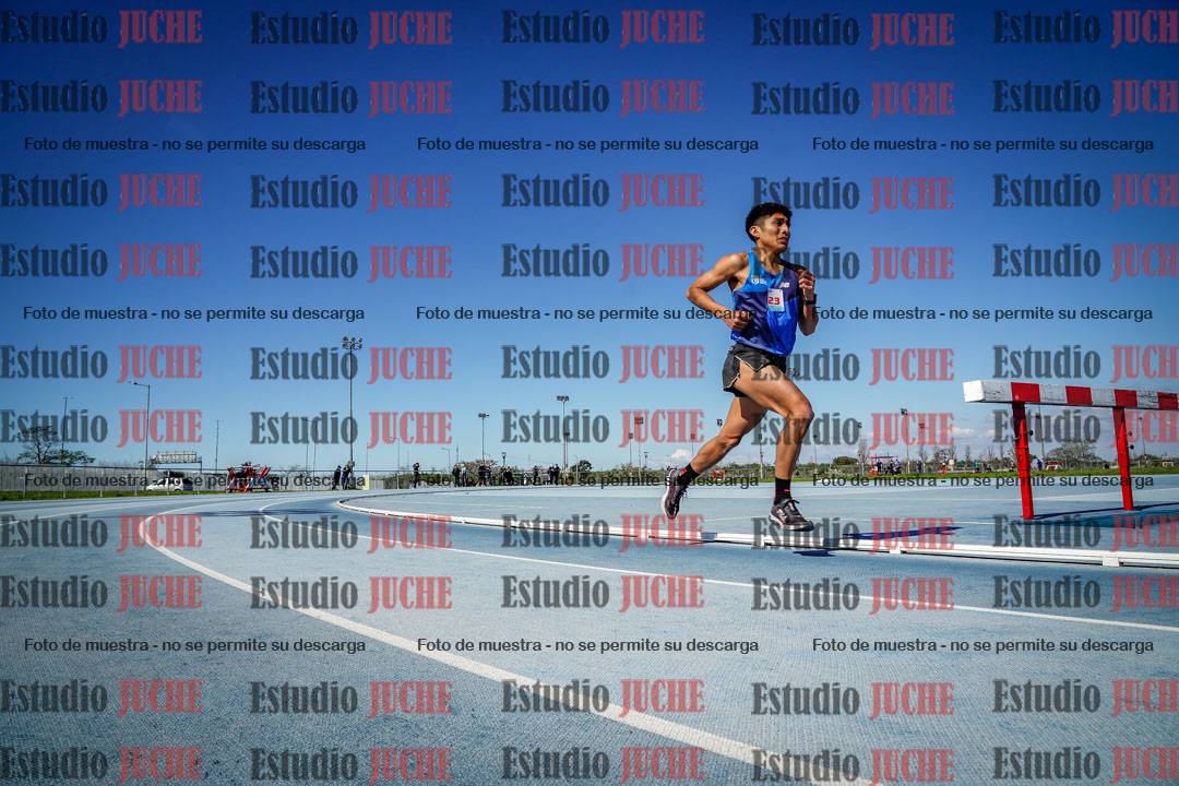 Fotos de los 5000 m llanos de mujeres y varones