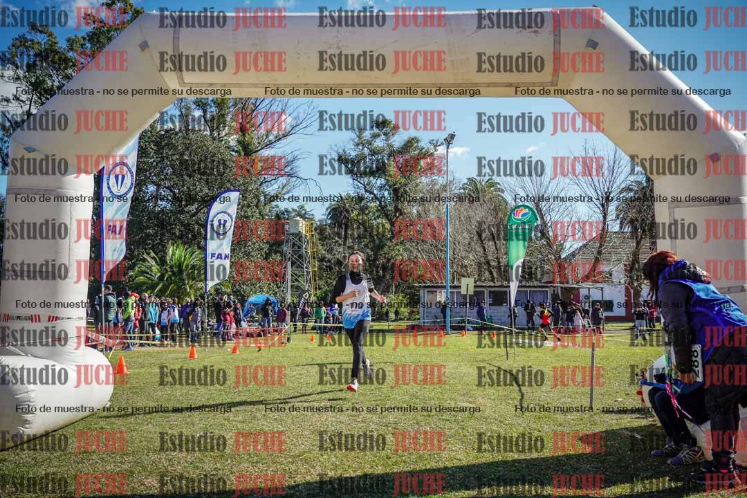 Fotos de la llegada del cross de 3000 m
