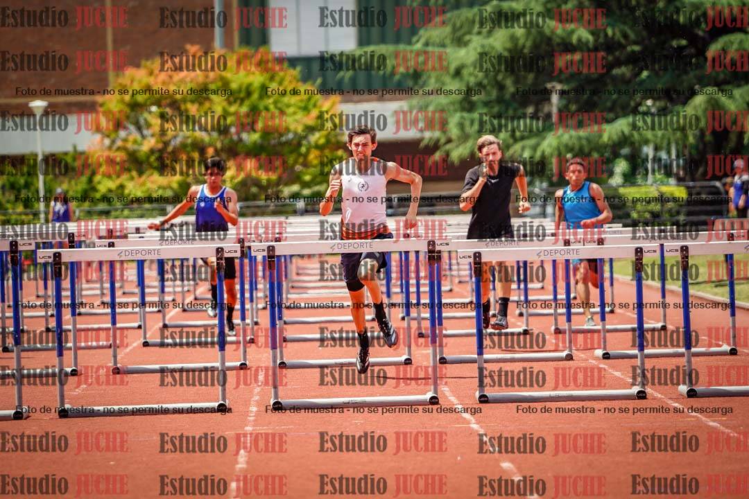 Fotos de los 110 m con vallas de varones
