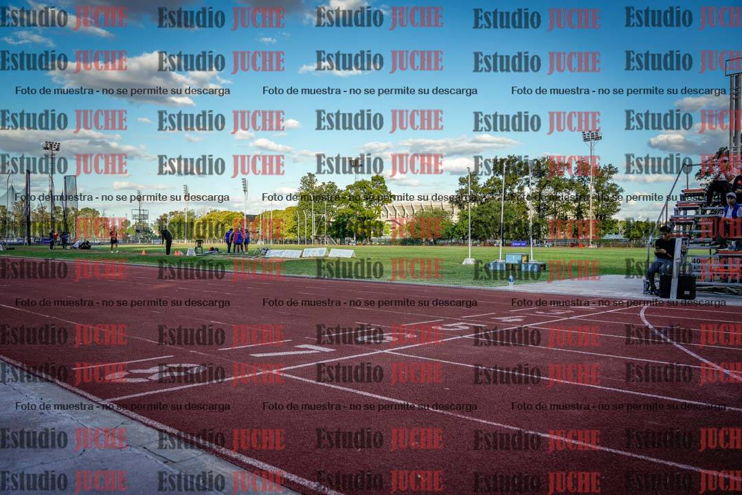 Fotos de los 400 m llanos de varones
