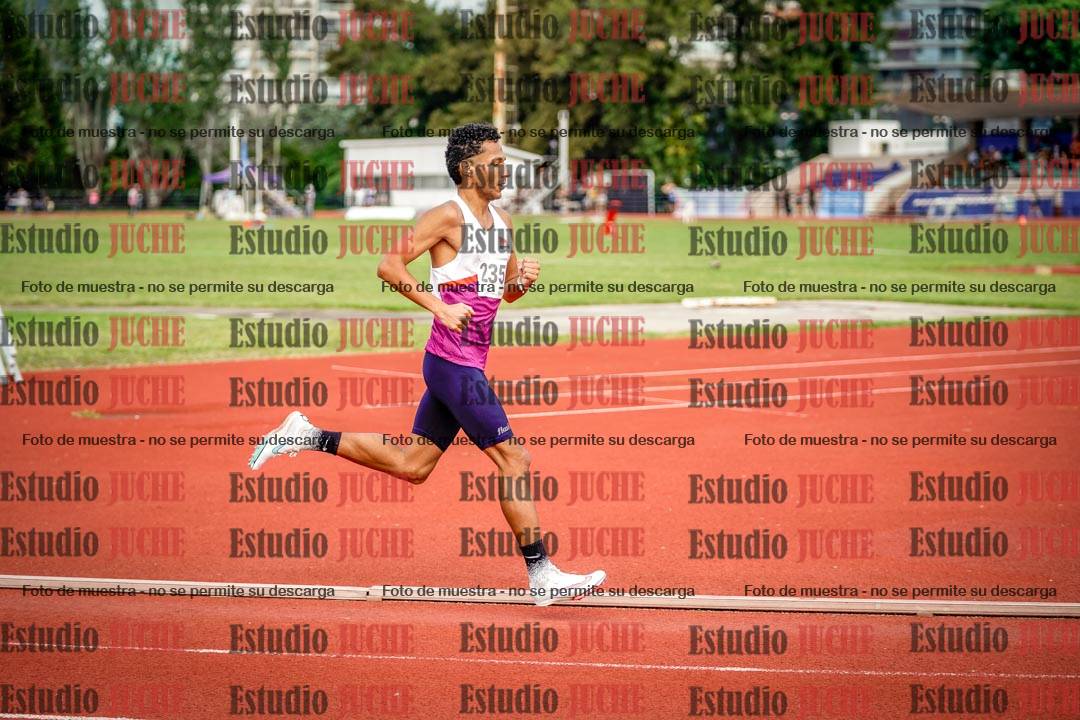 Fotos de los 3000 m llanos de varones