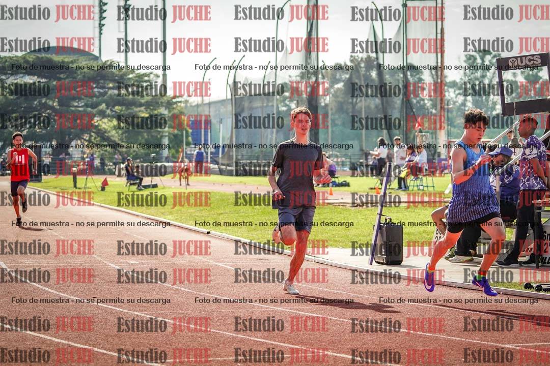 Fotos de los 200 m llanos de varones