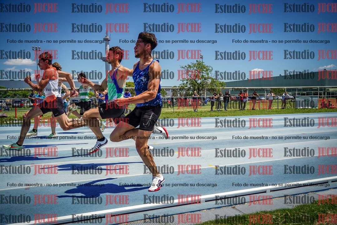 Fotos de los 100 m llanos de varones