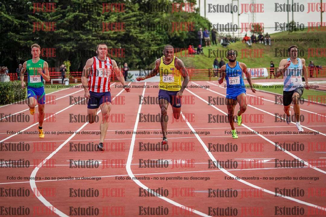 Fotos de los 200 m llanos de varones - FINAL