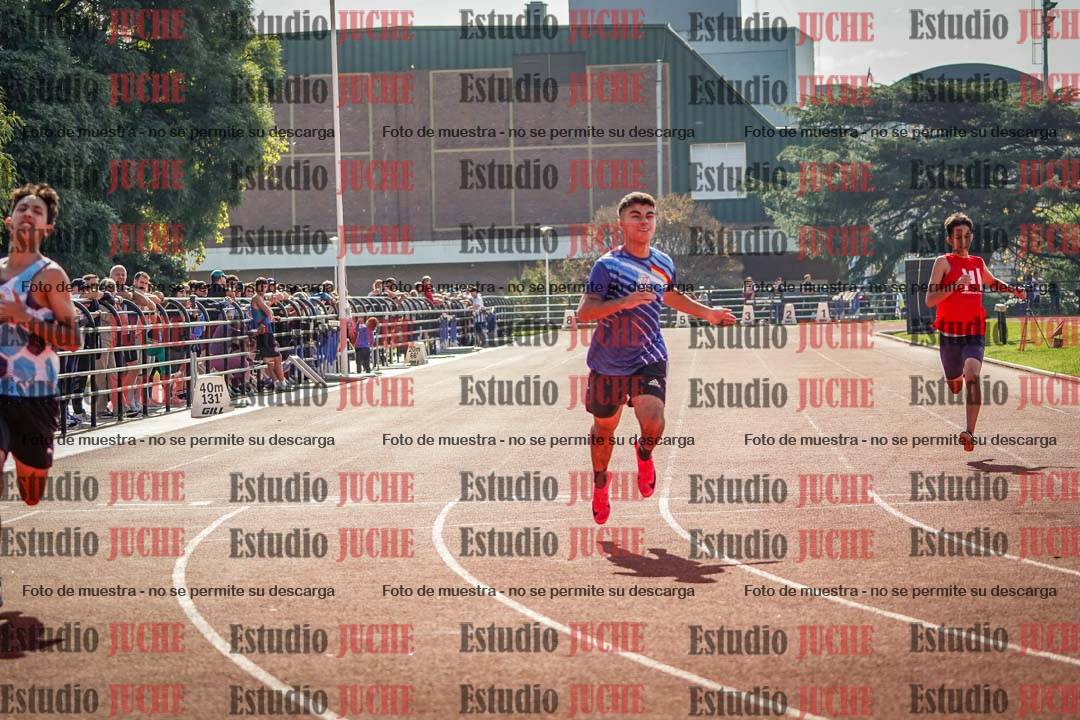 Fotos de los 200 m llanos de varones