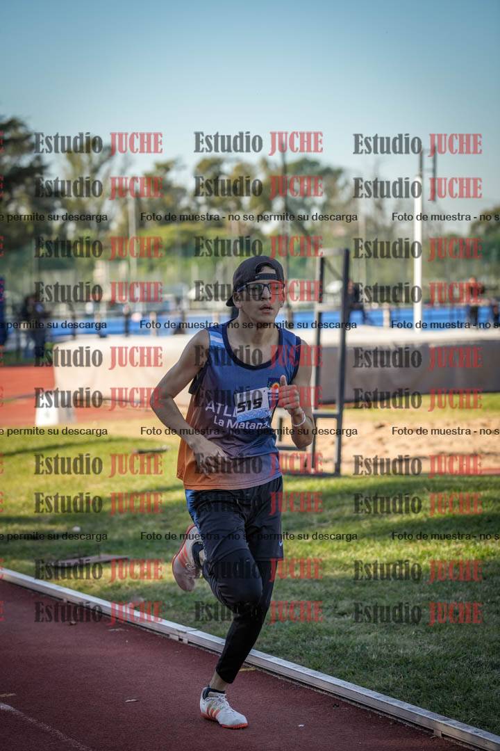 Fotos de los 800 m llanos de varones