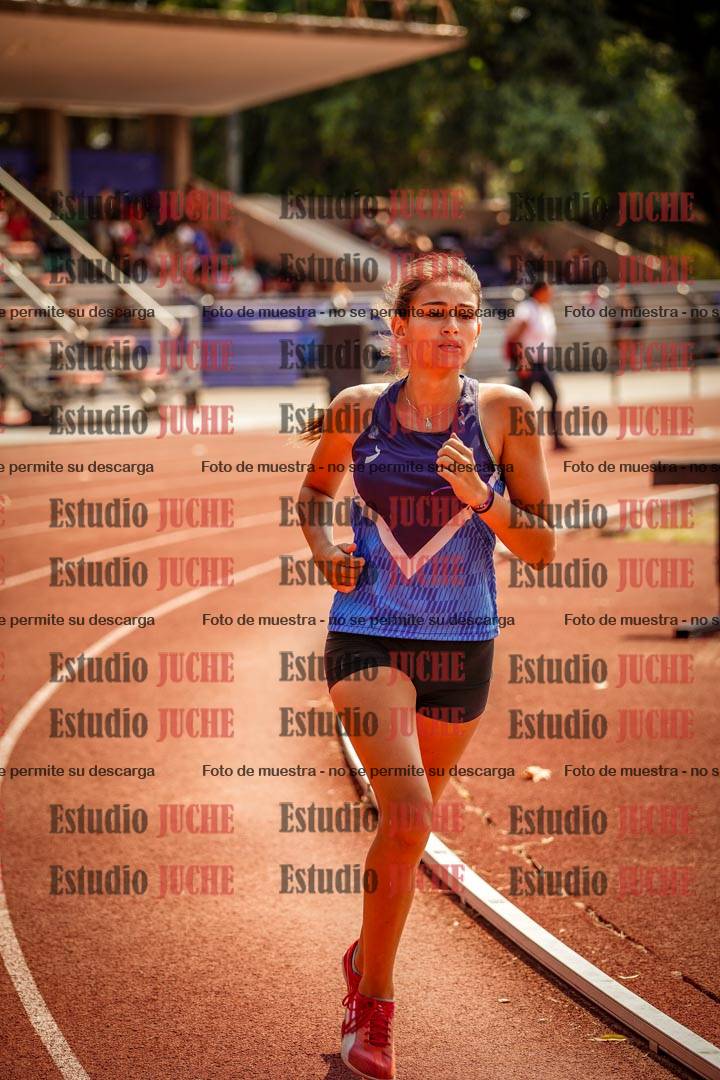 Fotos de los 800 m llanos de mujeres - combinadas 7