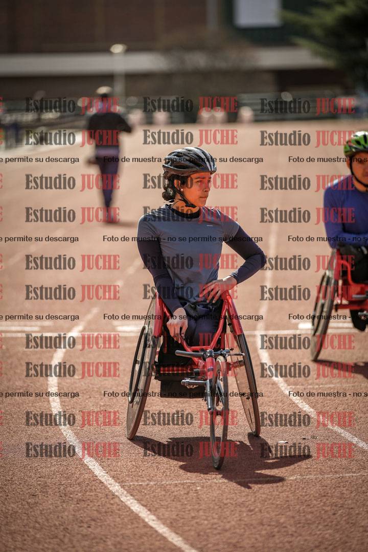 Fotos de los 800 m llanos de silla de ruedas
