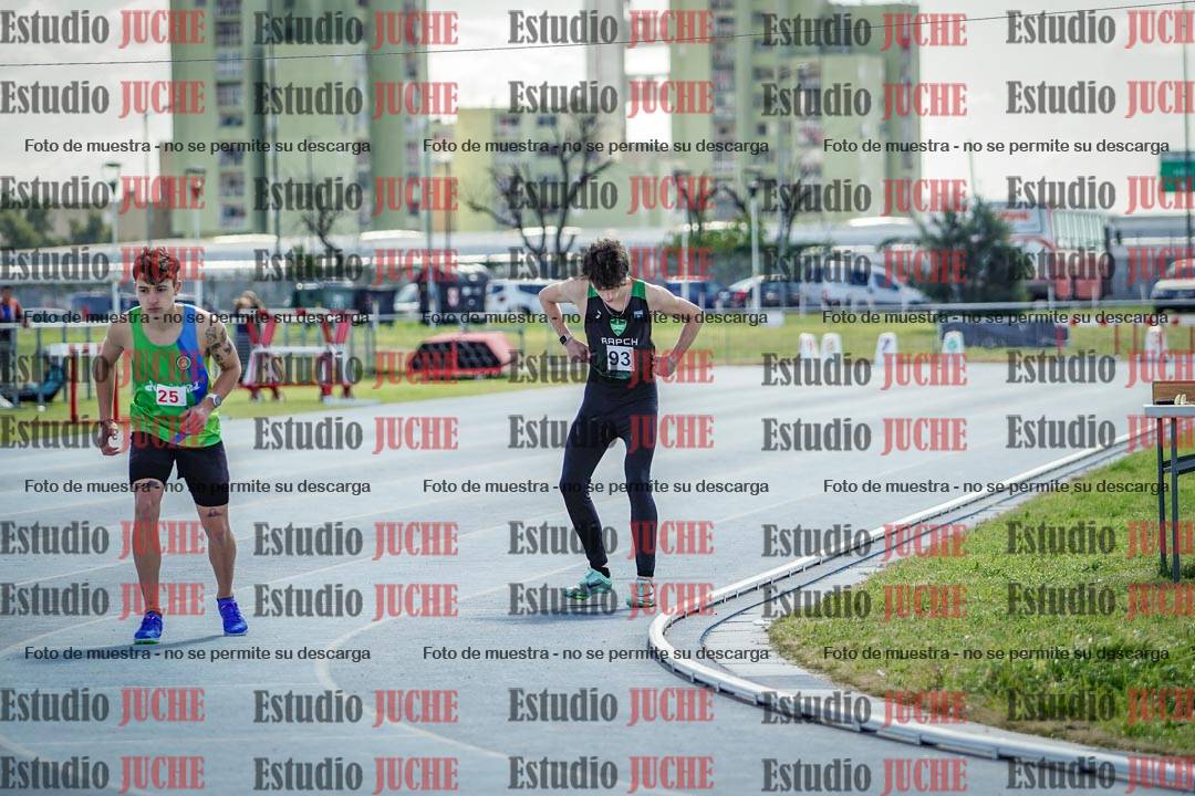 Fotos de los 800 m llanos de varones