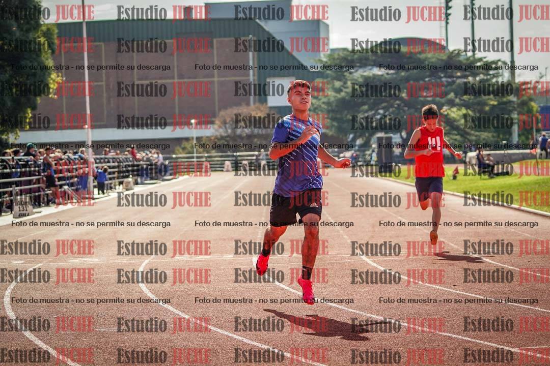 Fotos de los 200 m llanos de varones