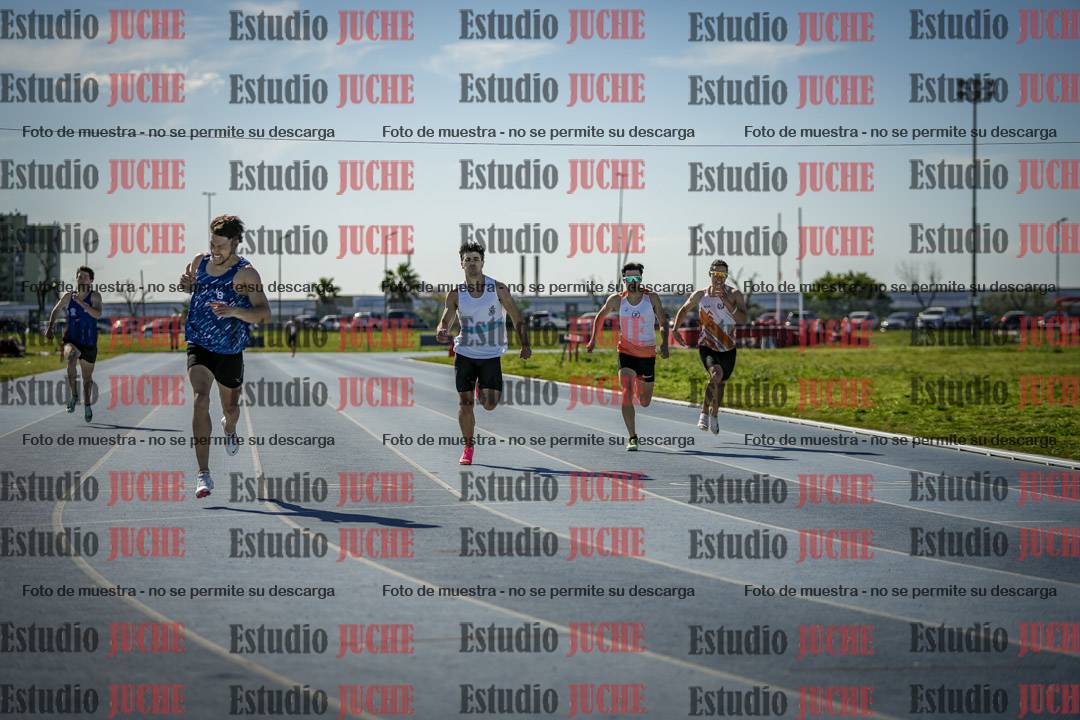 Fotos de los 400 m llanos de varones