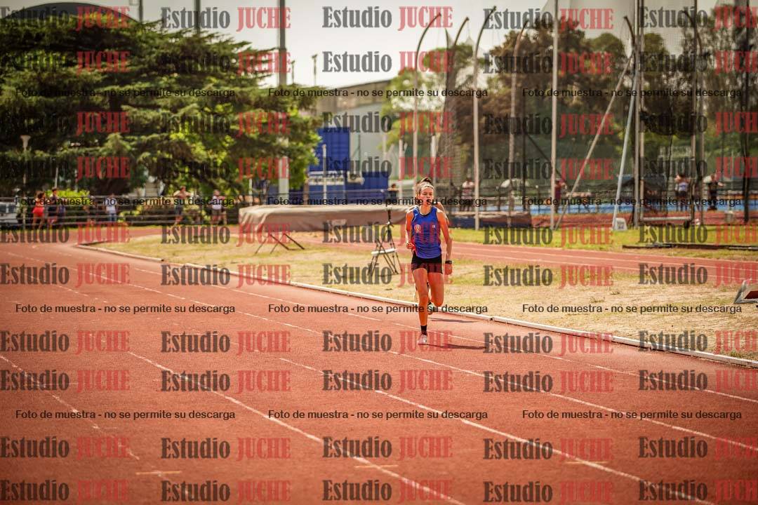 Fotos de los 800 m llanos de mujeres - combinadas 7