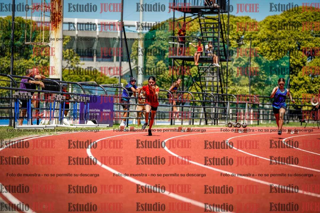 Fotos de los 150 m llanos de mujeres