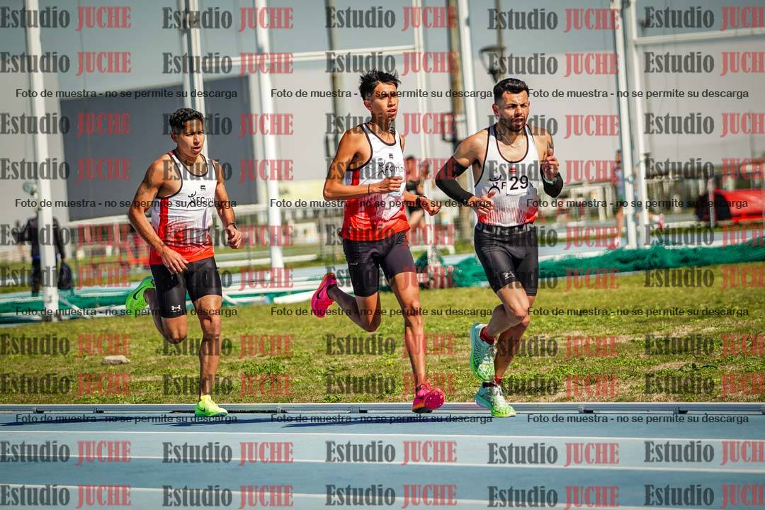 Fotos de los 5000 m llanos de mujeres y varones