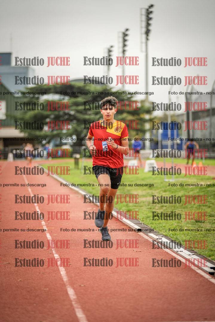 Fotos de los 2400 m llanos de varones