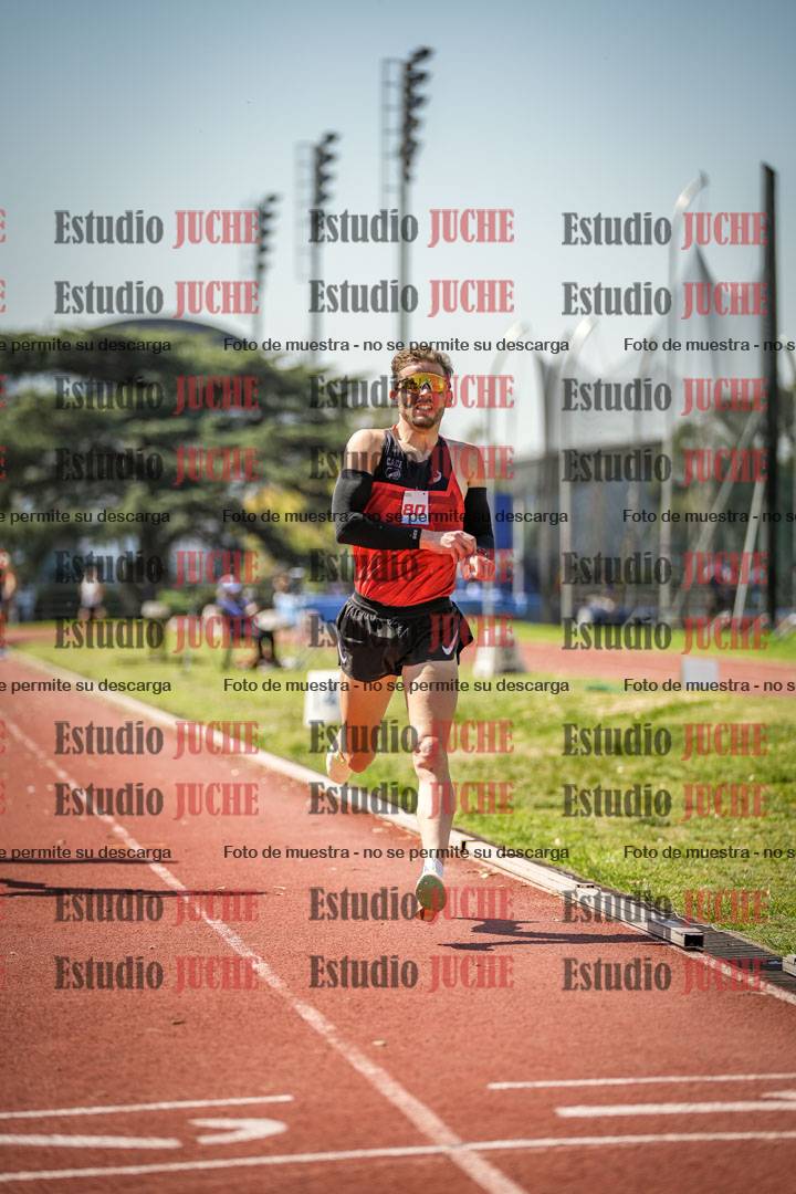 Fotos de los 1500 m llanos de varones