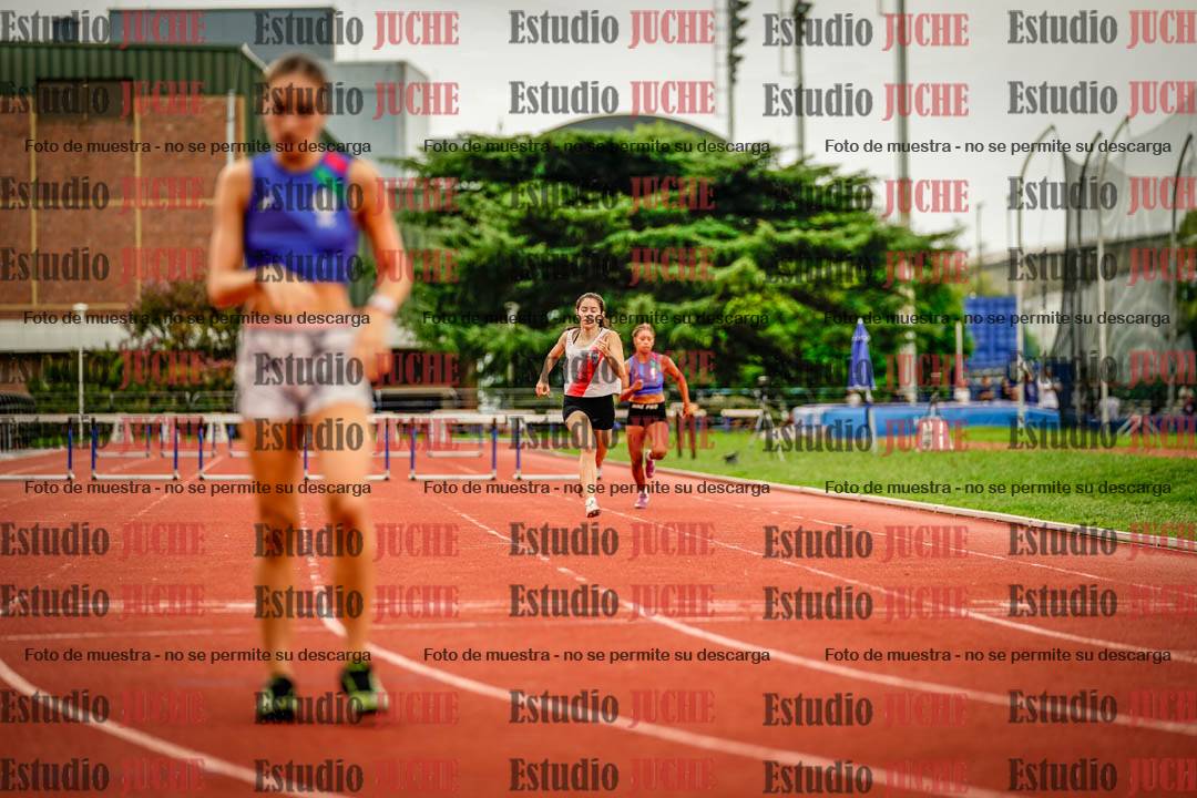 Fotos de los 400 m con vallas de mujeres