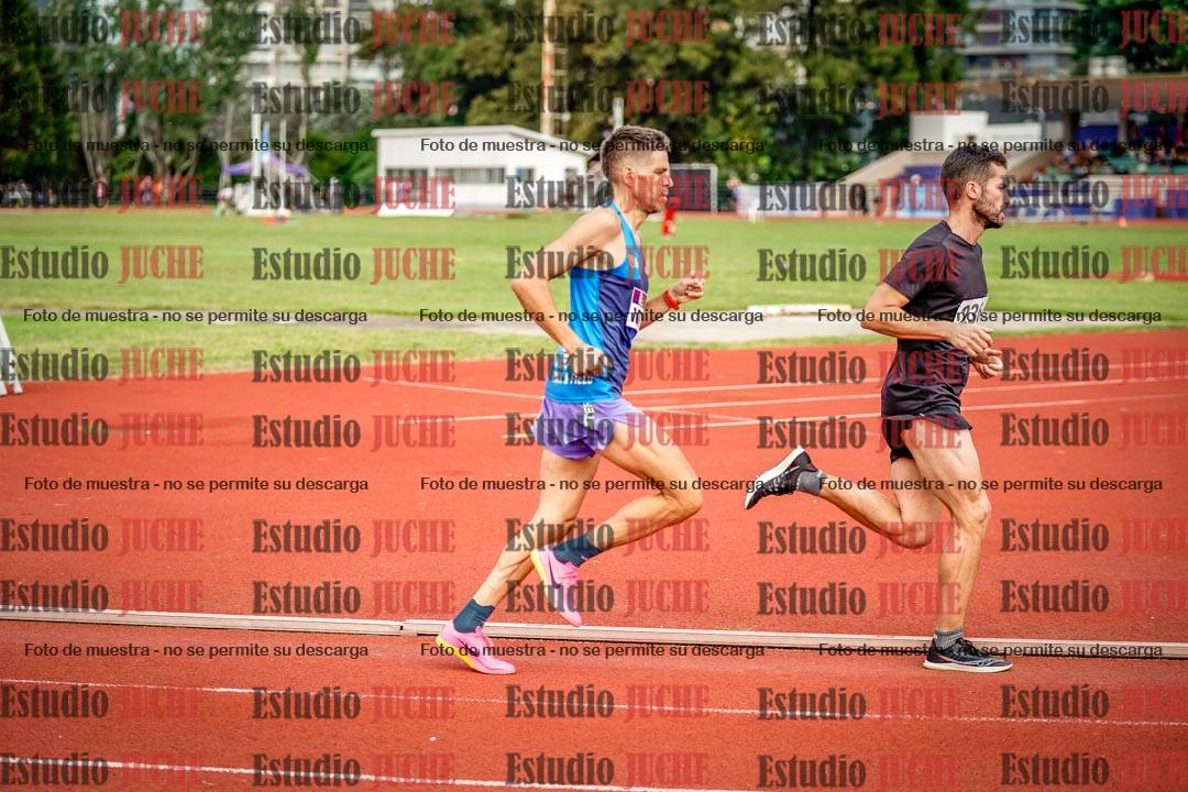 Fotos de los 3000 m llanos de varones