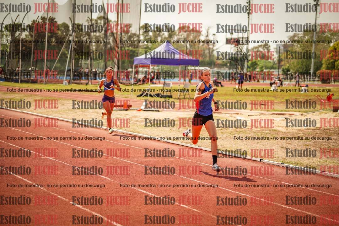 Fotos de los 800 m llanos de mujeres - combinadas 7