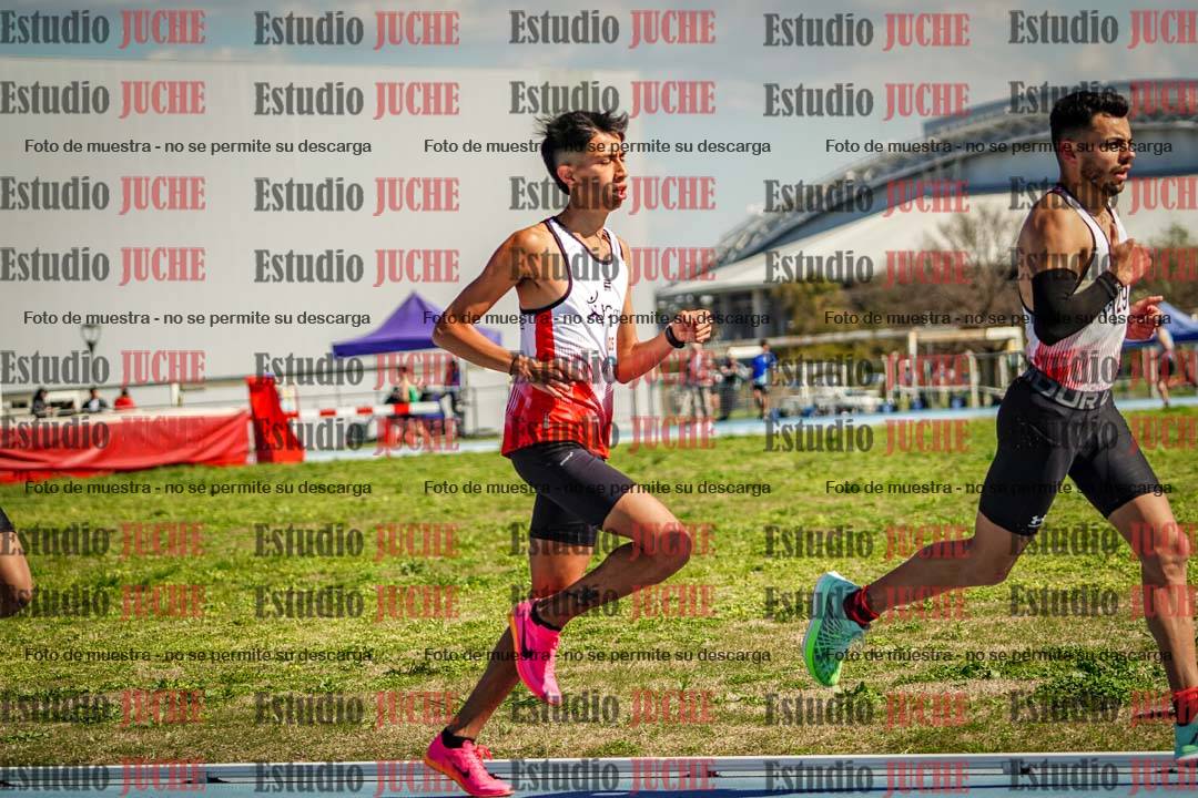 Fotos de los 5000 m llanos de mujeres y varones