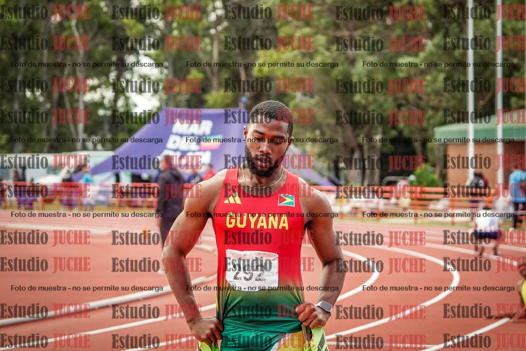 Fotos de algunos extras y podios del día 3