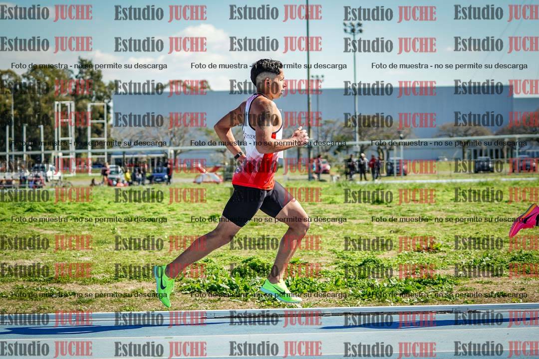 Fotos de los 5000 m llanos de mujeres y varones
