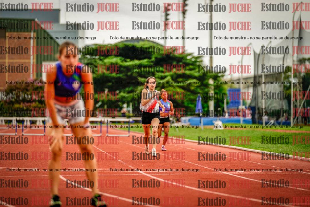 Fotos de los 400 m con vallas de mujeres