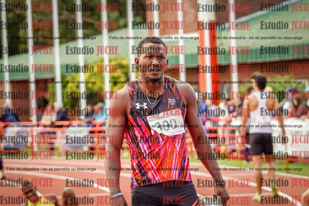 Fotos de algunos extras y podios del día 3
